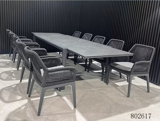 Neues Restaurant-Set aus Metall für den Außenbereich, Terrasse, Garten, Tisch und Stühle aus Aluminiumguss